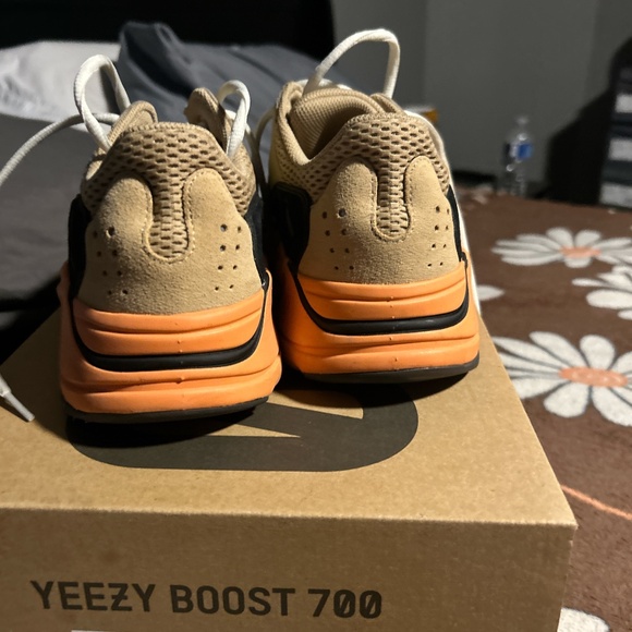 Yeezy boost 700 enflame amber main image 6